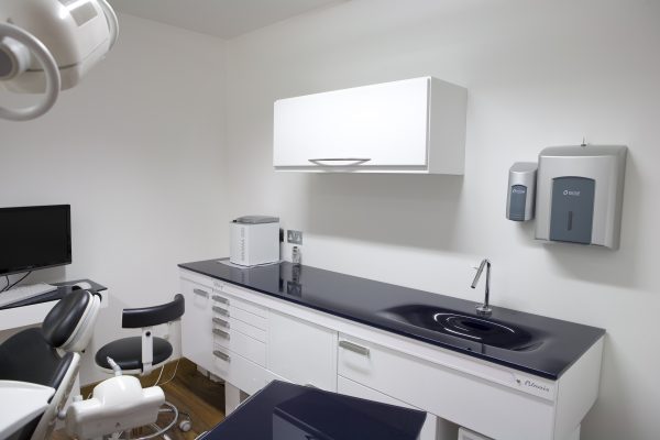 Turret Orthodontics, Sale ( Pro pics ) 022 Turret Orthodontics, Sale ( Pro pics ) 022
